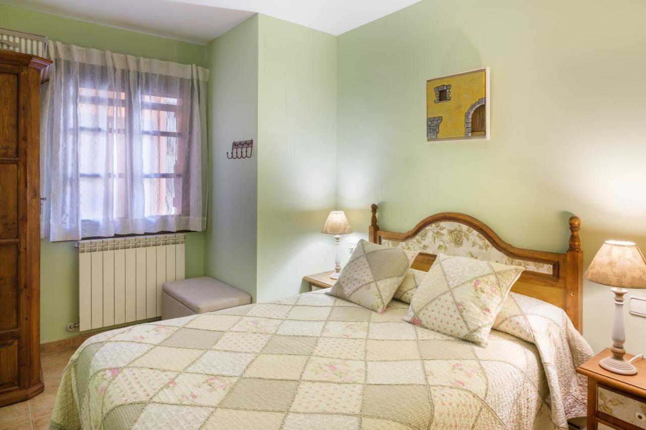 El Rincon De Andrea Apartamentos Б'єскас Екстер'єр фото