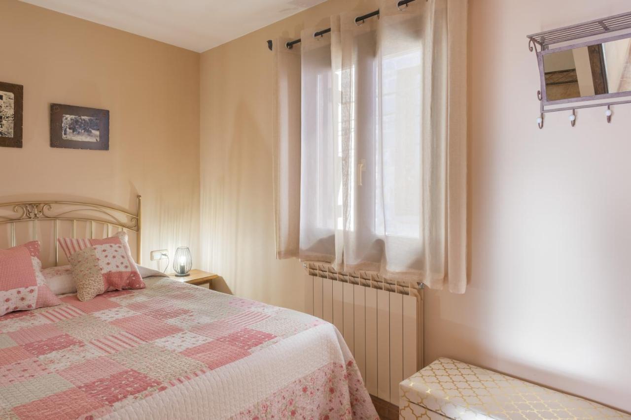 El Rincon De Andrea Apartamentos Б'єскас Екстер'єр фото