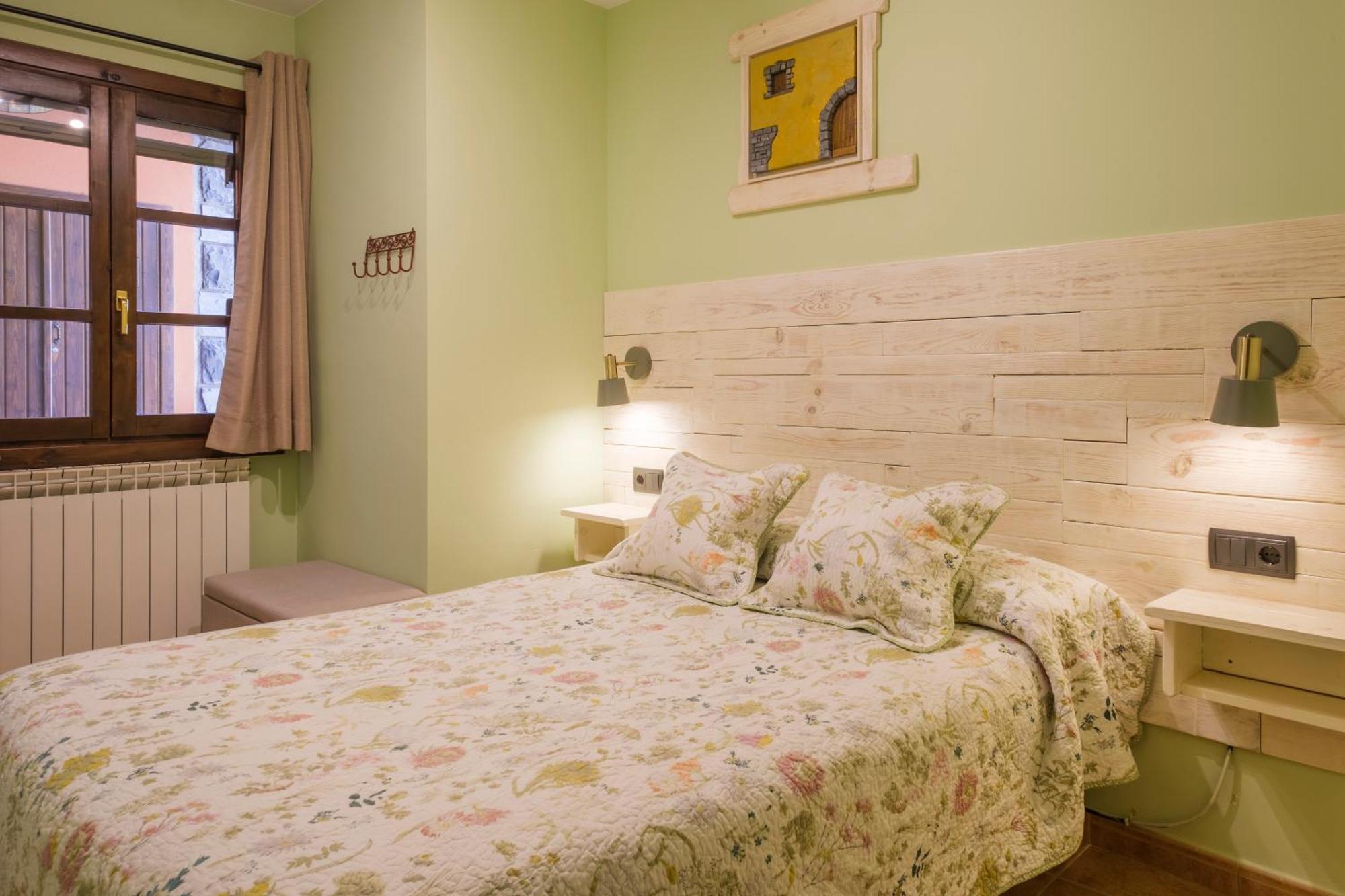 El Rincon De Andrea Apartamentos Б'єскас Екстер'єр фото
